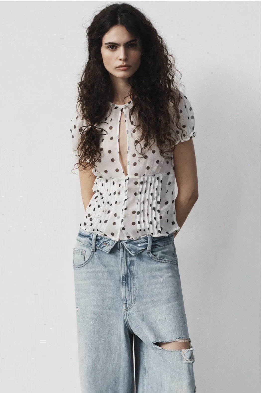 Zara TRF Folded Waist Mid-Rise Ripped Jeans Light Blue Wash image 3