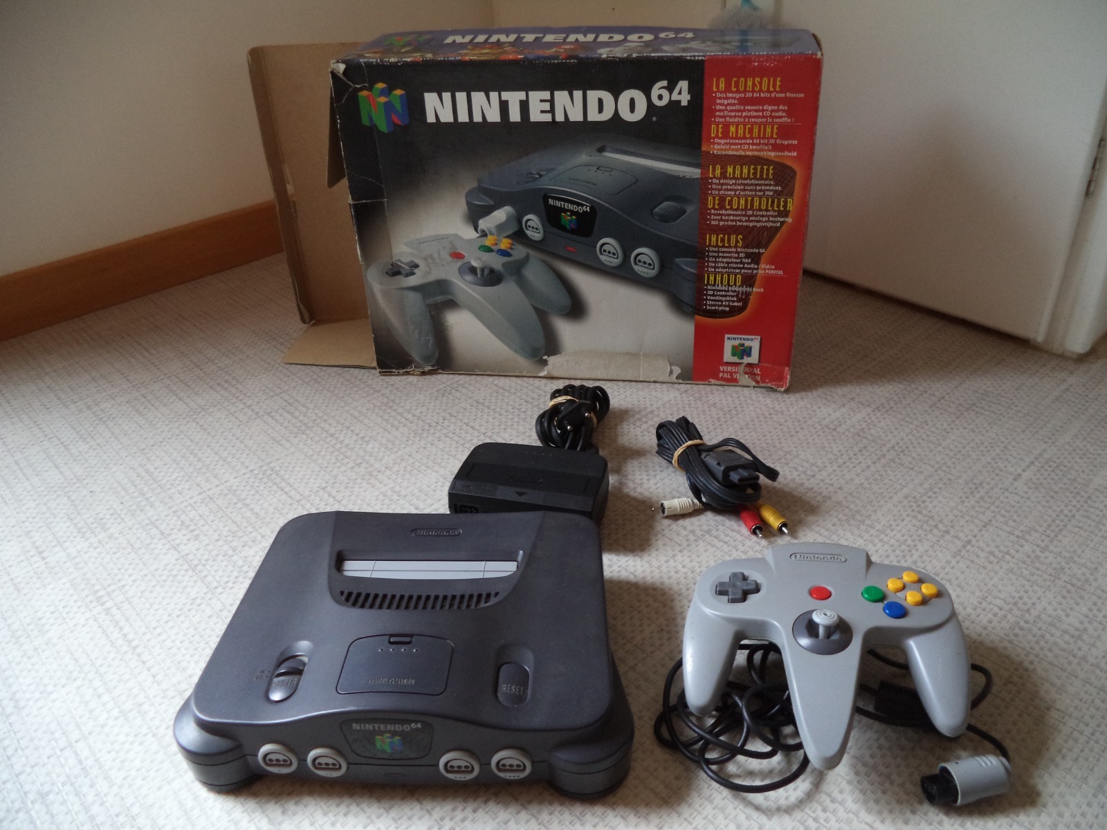 console n64 version originale nintendo 64 en boite pal FRANCAIS FRA FAH