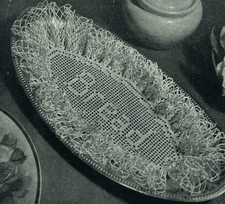 Vintage 1946 Crochet Pattern Lily SERVICE FRILLS BREAD TRAY Doily 6x12"