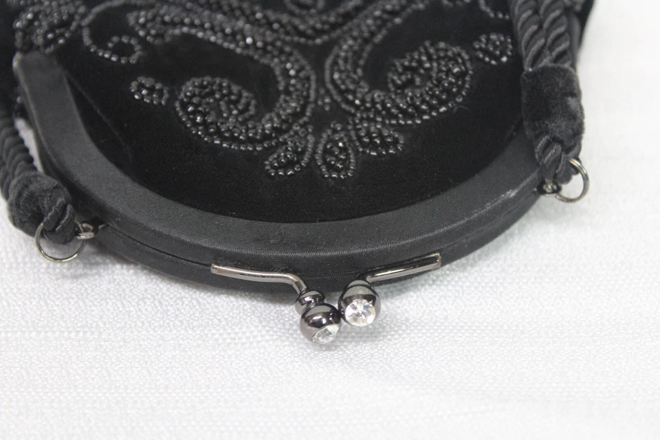 Franchi Women's Crossbody Purse Handbag Beaded Velvet Black - Image 4 of 4