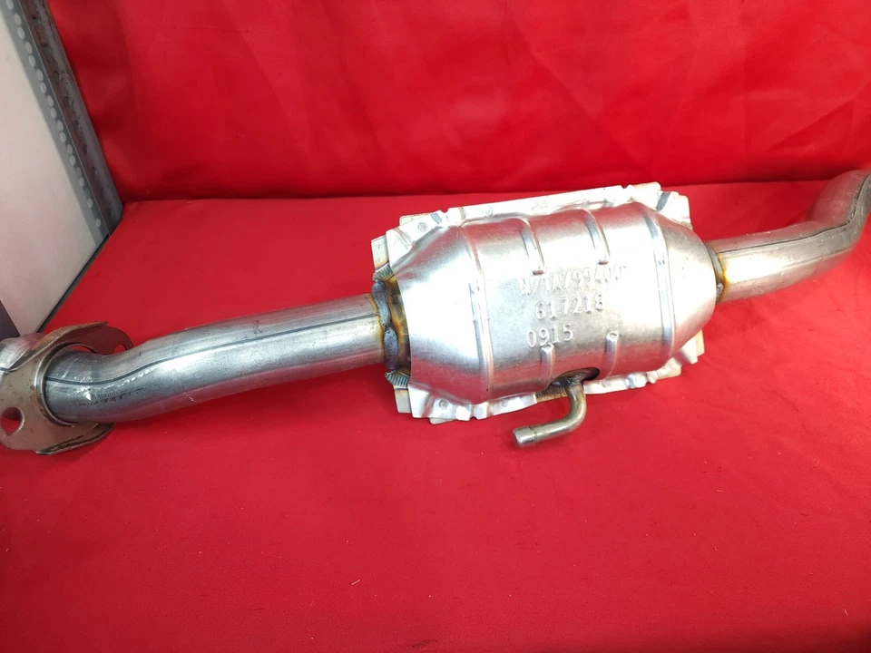 Walker Catalytic Converter 15732 For 1984-1995 Chrysler Dodge Plymouth 2.2L 2.5L - Image 3 of 4