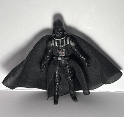 Star Wars Darth Vader Actionfigur mit Cape & abnehmbarem Helm/Kopfstücke