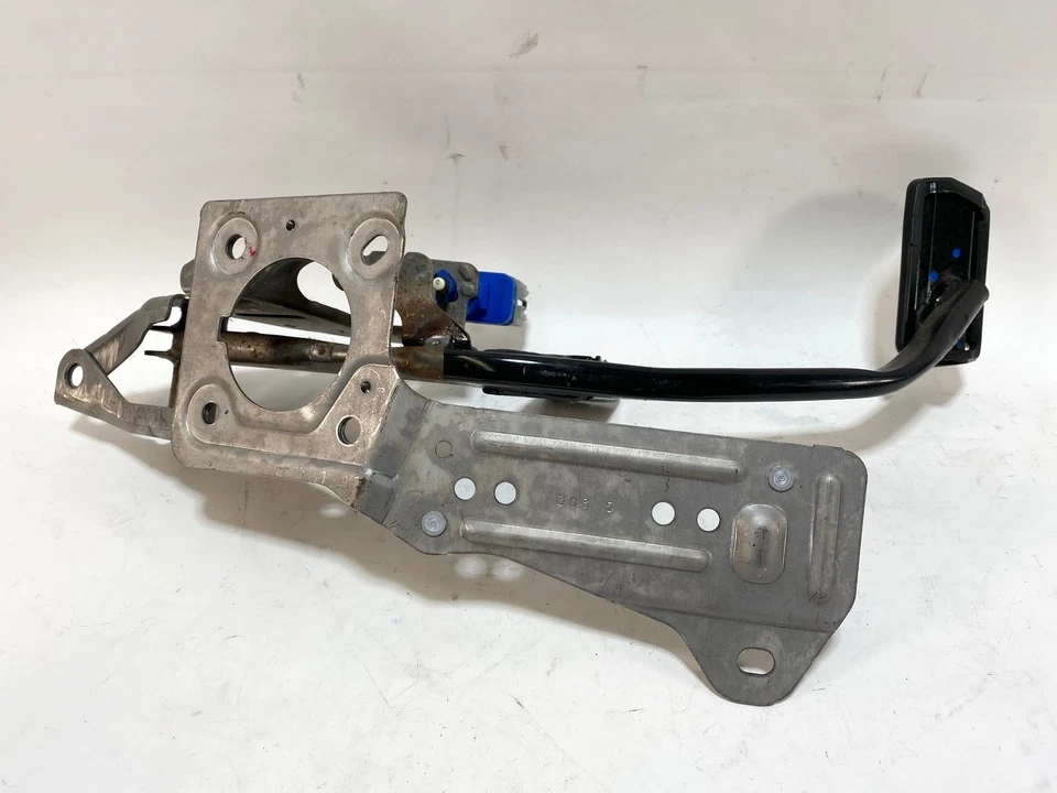 13-18 FORD FOCUS НАПОЛЬНАЯ ПЕДАЛЬ ТОРМОЗА КОЛОДКА С КРОНШТЕЙНОМ В СБОРЕ OEM - Изображение 3 из 3