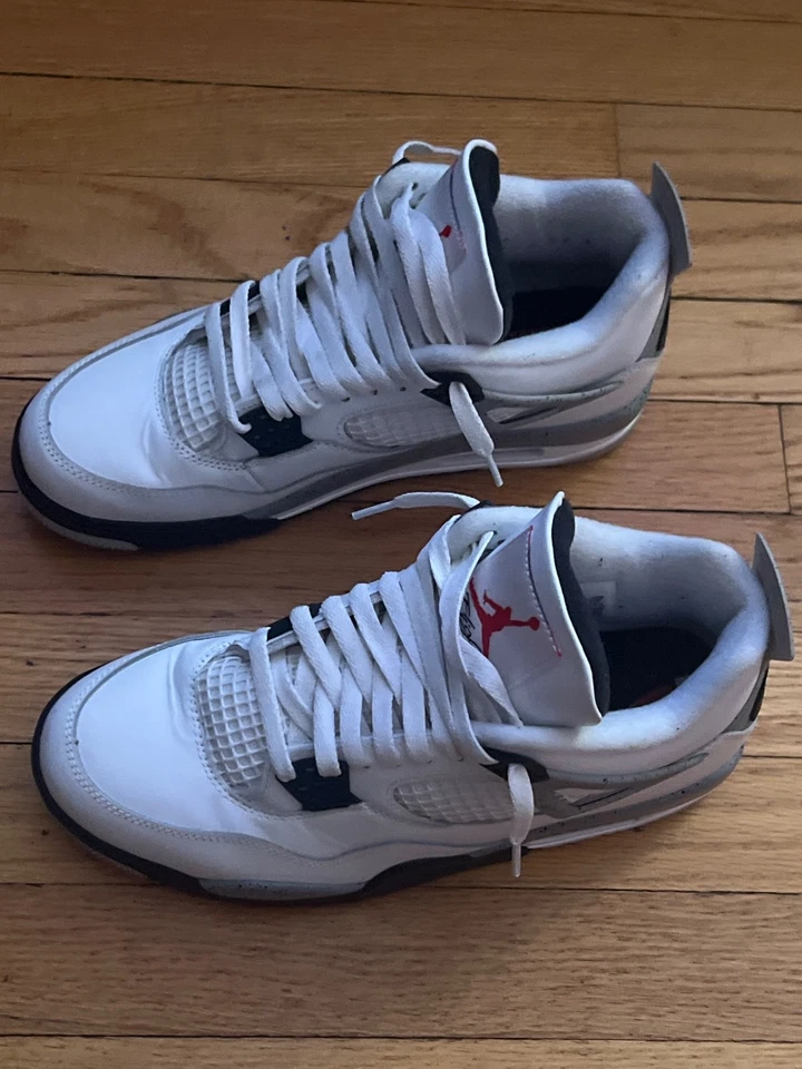 Talla 9 - Jordan 4 Retro OG Medio Blanco Cemento Foto 3 de 4