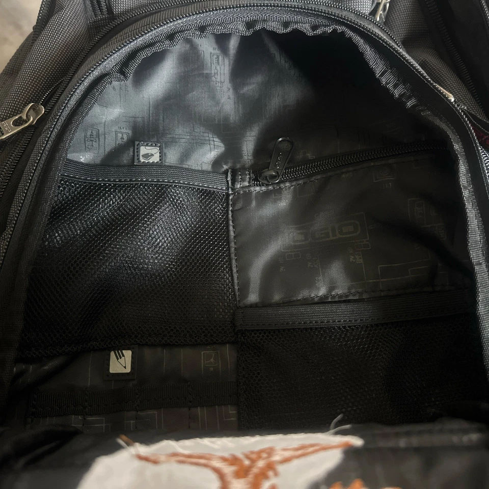 "Mochila para computadora portátil OGIO Renegade RSS 17"" - negra nueva sin etiquetas" Foto 4 de 4