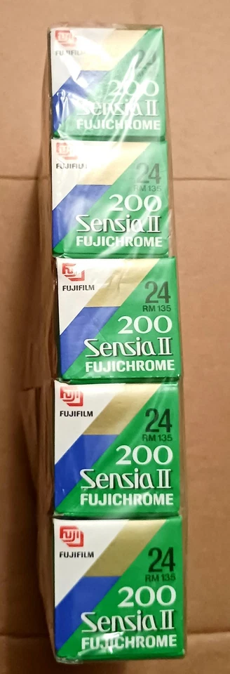 Fujichrome Sensia II 200 RM 135 24 Film for Color Slides  -Pack of  10 (08/2001) - Image 4 of 4