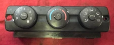 12 FREIGHTLINER Climate temperature control panel AC HVAC  A22-60645-501 CRACKED