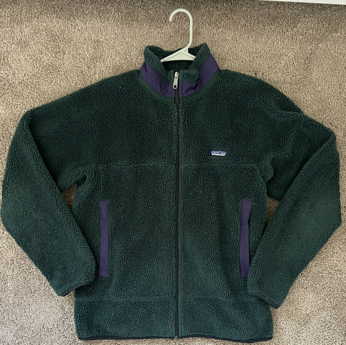 Vintage PATAGONIA Retro Green Purple Pile Fleece Zip Jacket Vintage PATAGONIA Retro Green Purple Pile Fleece Zip Jacket