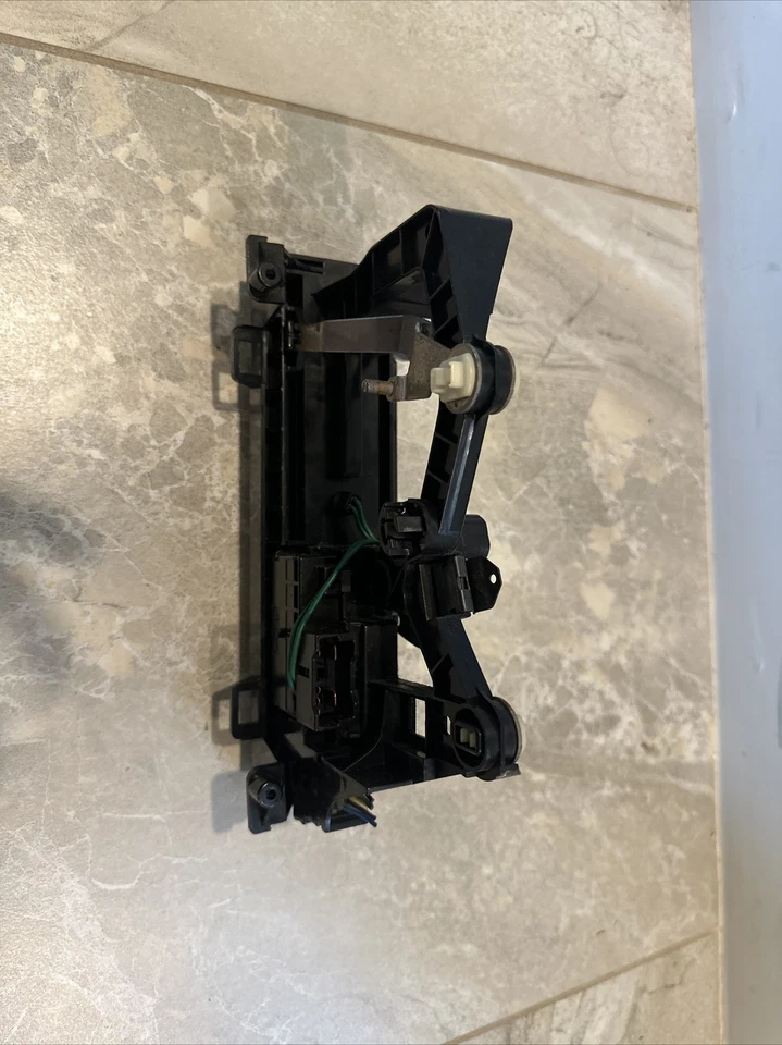 Interruptor de control de temperatura del calentador de aire acondicionado manual delantero Toyota Camry 87-91 OEM Foto 4 de 4