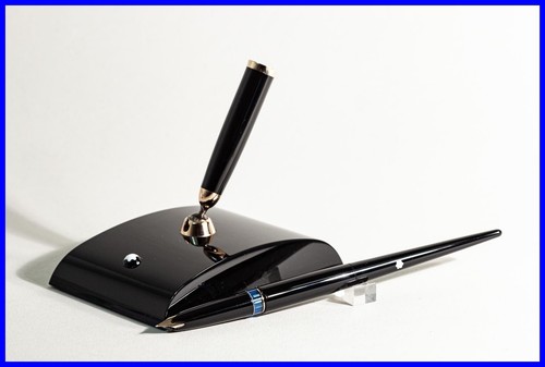 1964 Flex EF Gold Nib 14C Montblanc Piston Filler No. 222 Desk Base Stand