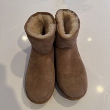 Kirkland Signature Women's Shearling Sheepskin Boots TAN (Chestnut), Size 10 NEW