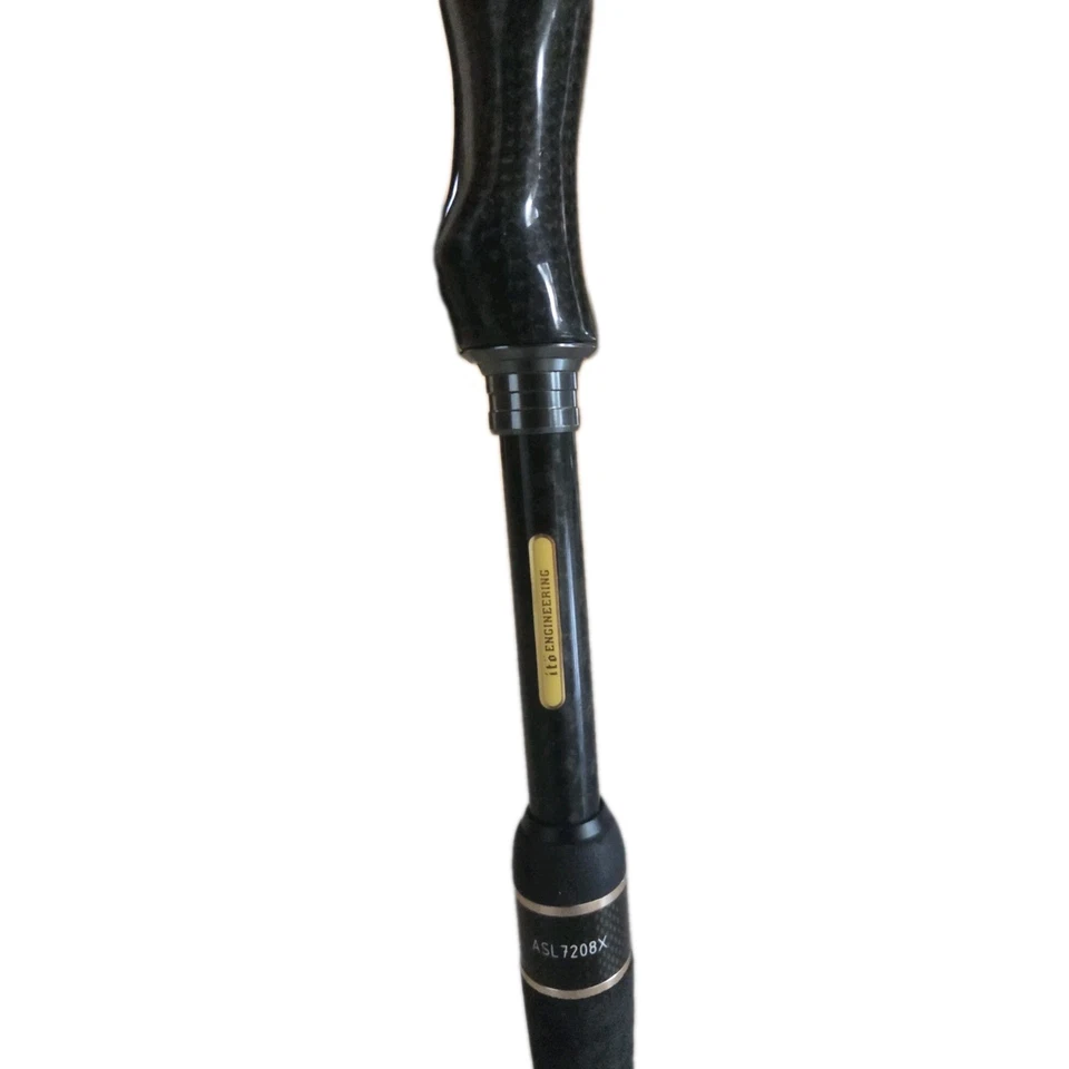 Megabass Arms SuperLeggera ASL7208 Right Rod Used Condition - Image 4 of 4