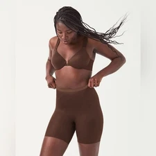 Spanx Shape Invisible Girlshort, Shapewear Shorts. Size Large, Brown, NWT