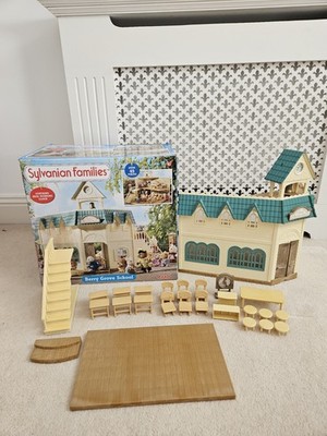Sylvanian Families Vintage Berry Grove School Calico Critters