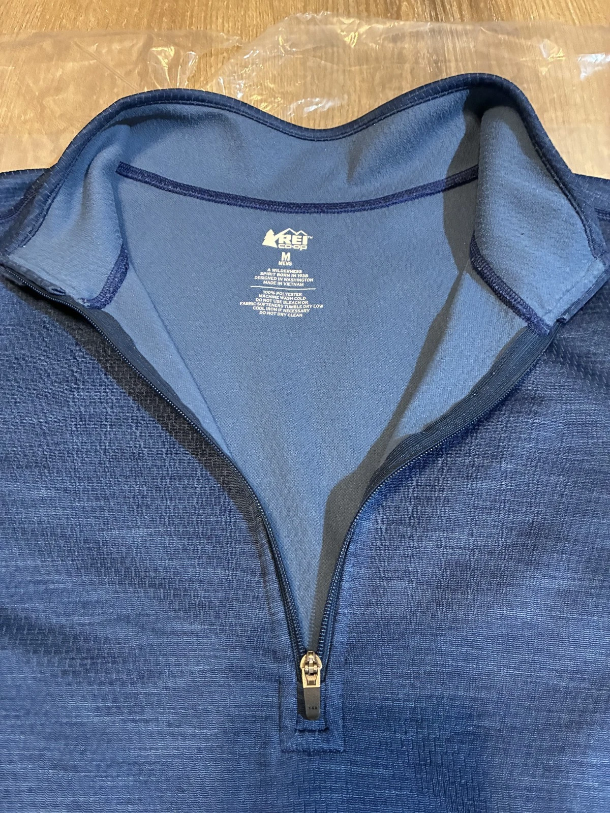 REI Midweight Base Layer Half Zip Long Sleeve Shirt Mens Medium
Opens in a new window or tab