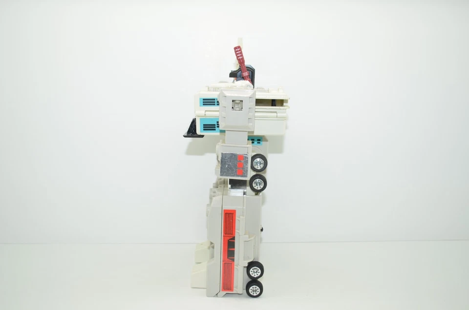 1985 Metroplex Transformers G1 Autobot Battle Station Rubber Tires Hasbro NICE - Image 4 of 4