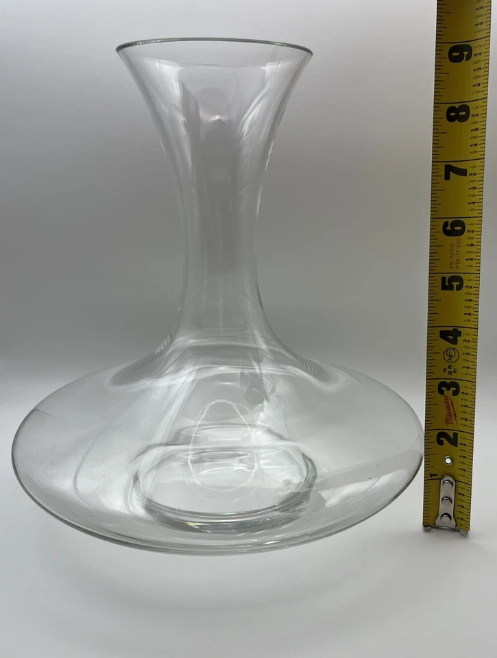 Jarra de vino de cristal Eisch para celebración espumosa limpia y elegante Foto 4 de 4