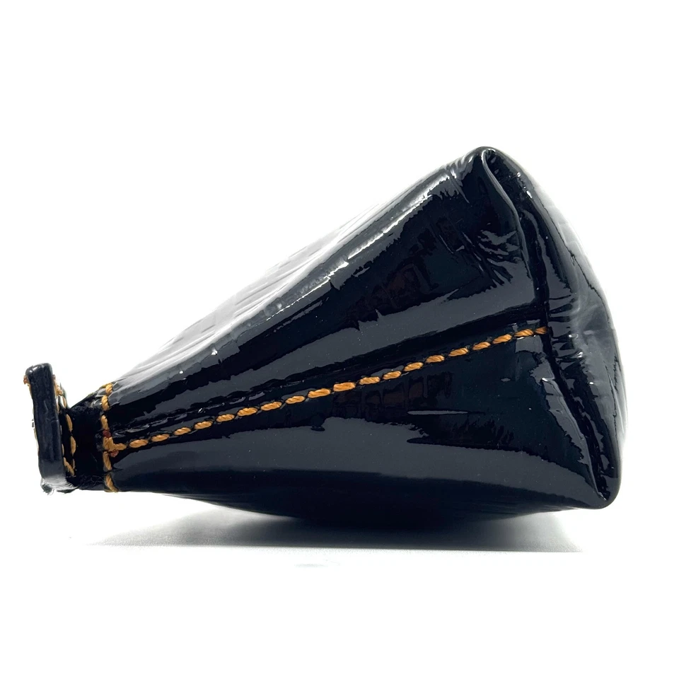 Fendi  Zucchino Pouch Purse  Enamel Black Authentic 216T0178 - Image 4 of 4