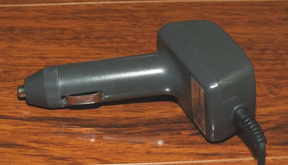 Genuine Sony (DCC-E25CP) DC Car Charger Power Adapter! 4.5 / 6 / 9V 800mA *READ* - Image 3 of 4