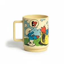 VTG 1980 Deka Smurfs Cartoon Collectable 4" Plastic Coffee Mug Made In USA
