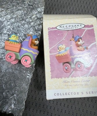 Vintage 1996 Hallmark Keepsake Ornament Here Comes Easter Bunny Carriage NEW