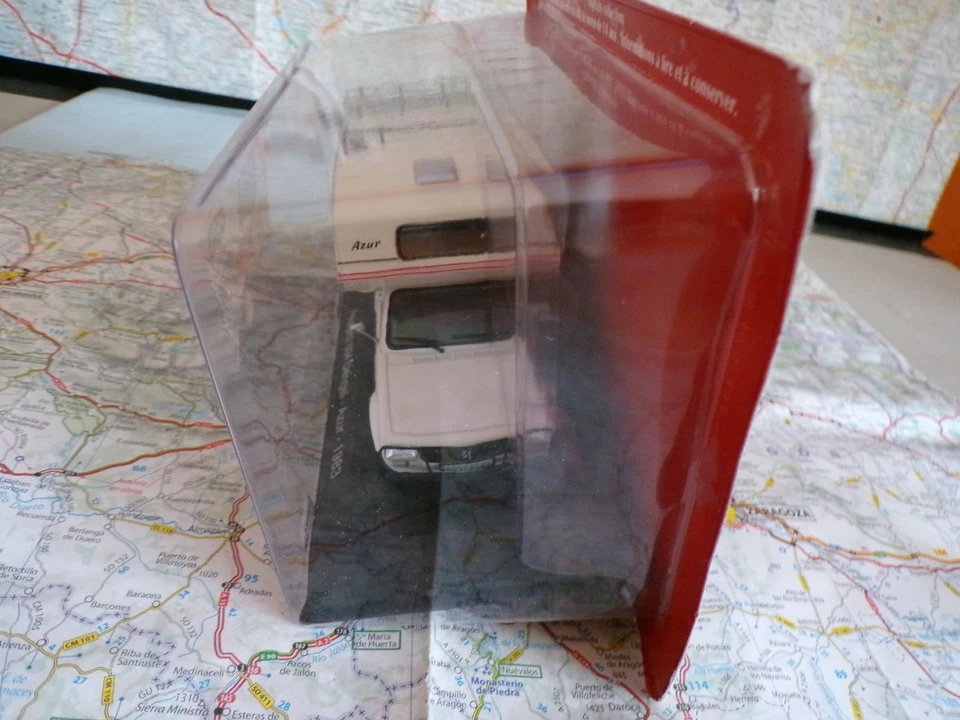 Peugeot 504 Dangel Azur 1983 IXO Camping-Car 1/43 en Blister - Photo 2/2