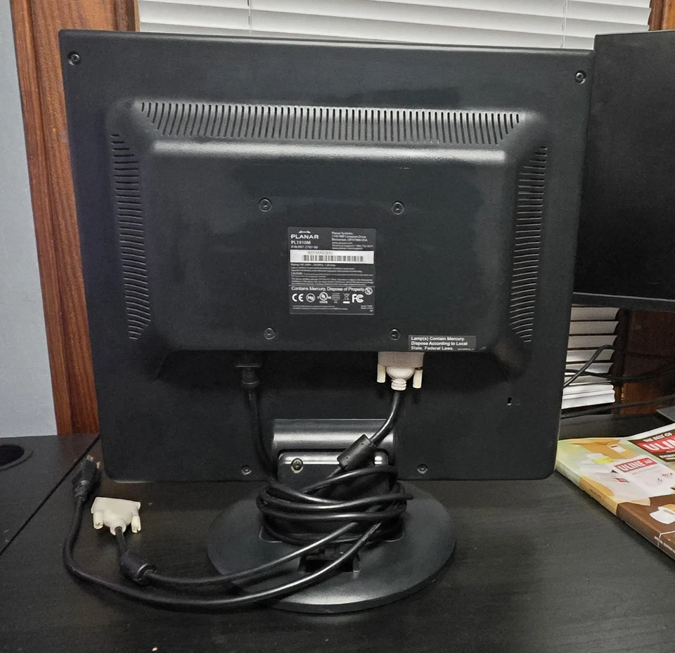 Planar PL1910M 19" LCD Monitor P/N: 997-2797-00. Power Cord + VGA Included - Image 2 of 4