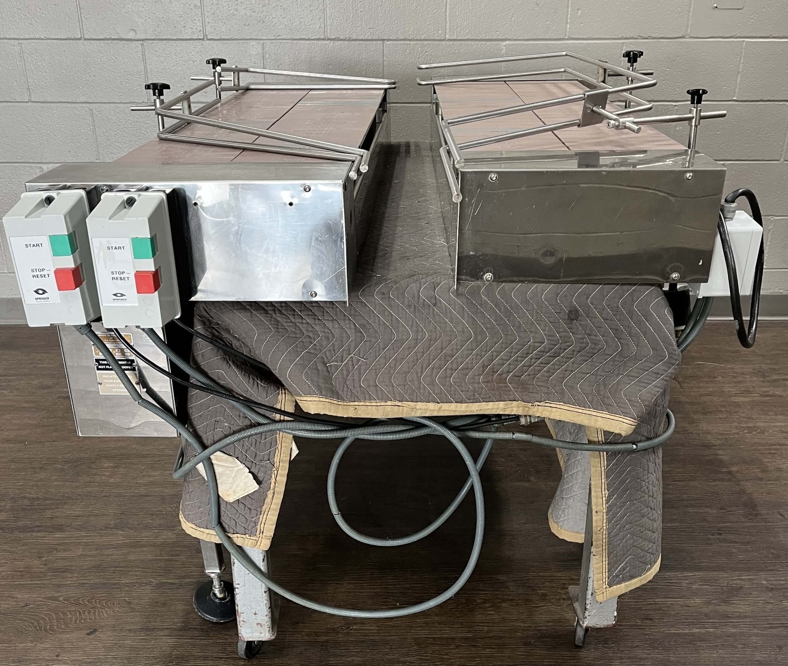 King IL-UC2 Bi-Directional Accumulation Table and Kaps-All Spacing Wheel