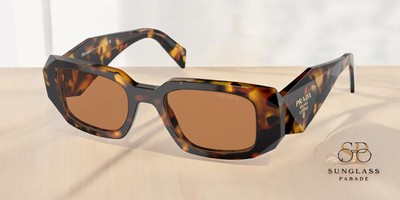 PRADA Women display picture 1