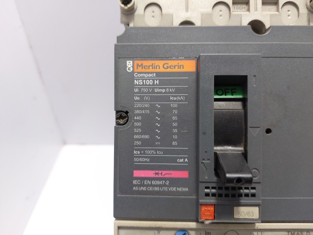 MERLIN GERIN 19477 Bloc Différentiel 4P Max 40A 0,3A AC 3 EUR 94,44