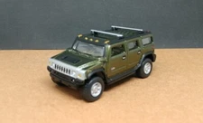 2005 HUMMER H2 4-DOOR SUV LIMITED EDITION COLLECTIBLE TRUCK 1/64 SCALE GREEN