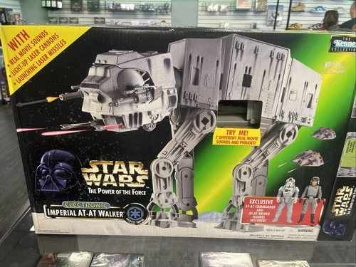 UNOPENED - 1997 Kenner AT-AT Walker Commander­ and Driver Action Figures - 69733