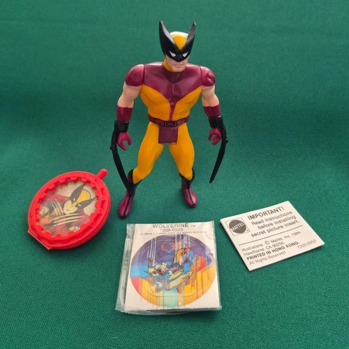 Vintage 1984 MATTEL Secret Wars WOLVERINE Figure Complete BLACK CLAWS Card Fresh
