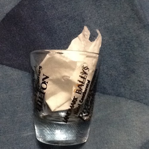 Las Vegas Souvenir Shot Glass ● Vintage 1960's  ●  Over 20 Casinos Listed - Picture 5 of 8