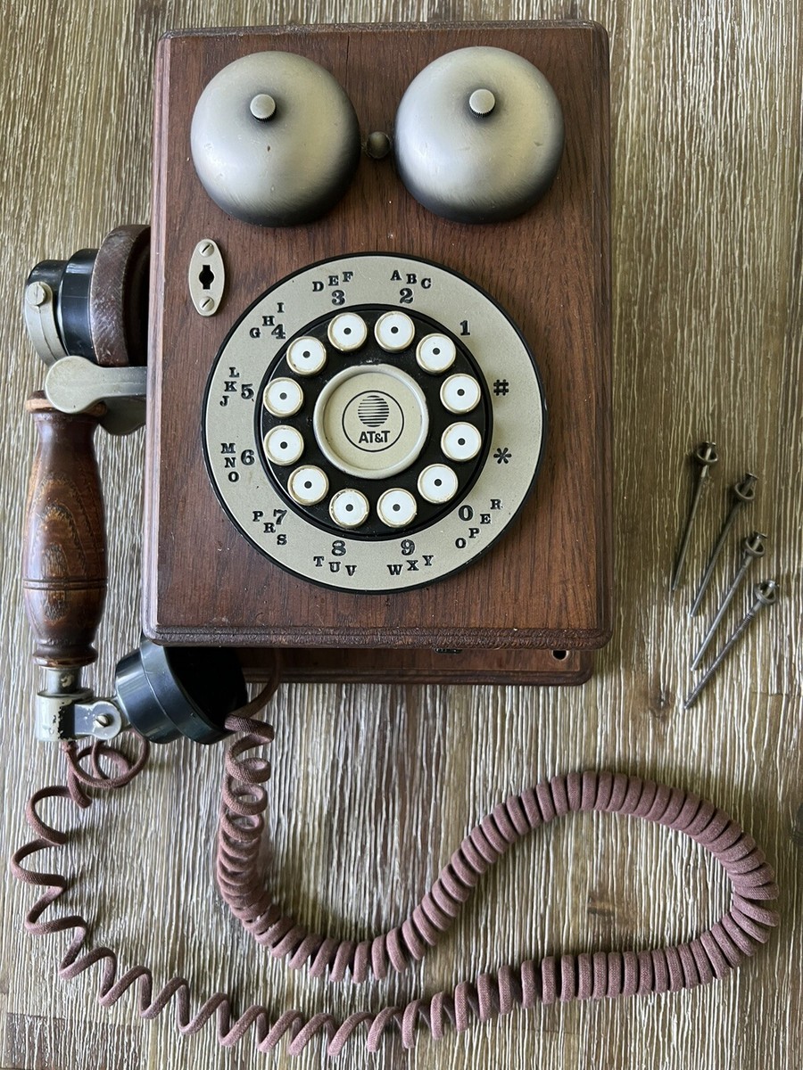 Vintage Analog Phone by Michael Mullan額装 Vintage Analog Phone by Michael Mullan額装