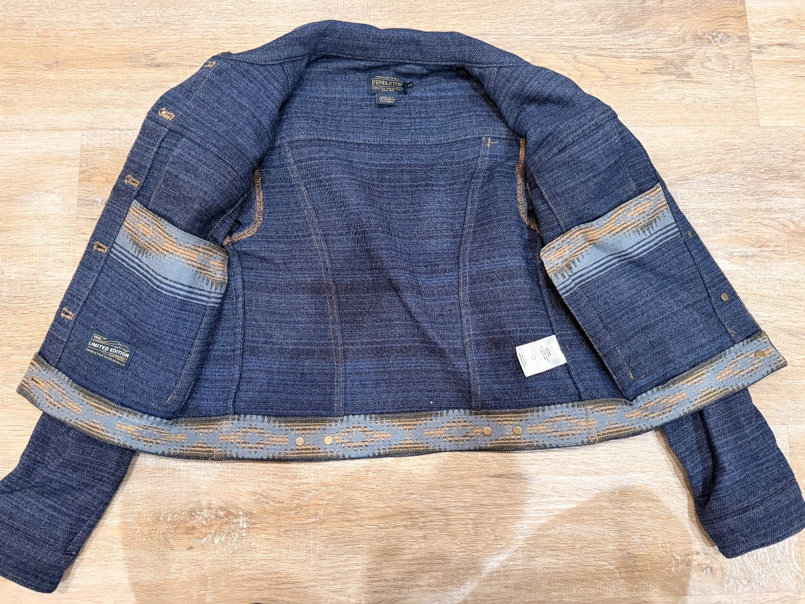 Pendleton Limited Edition Wool Jacket – Women’s X… - image 3