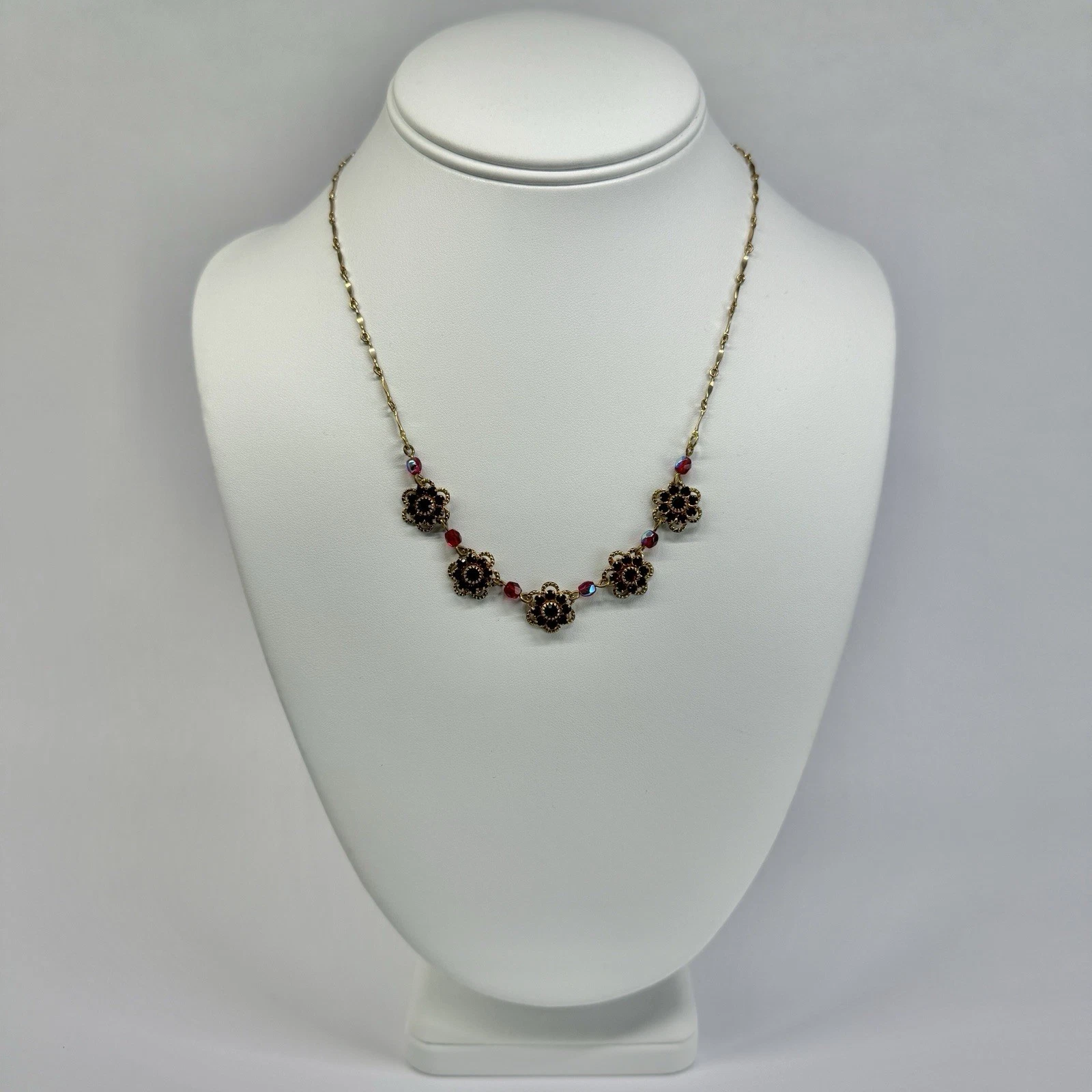 ANKARA DESIGNS Floral Crystal Art Deco Dainty Gold Tone Vintage Necklace N718