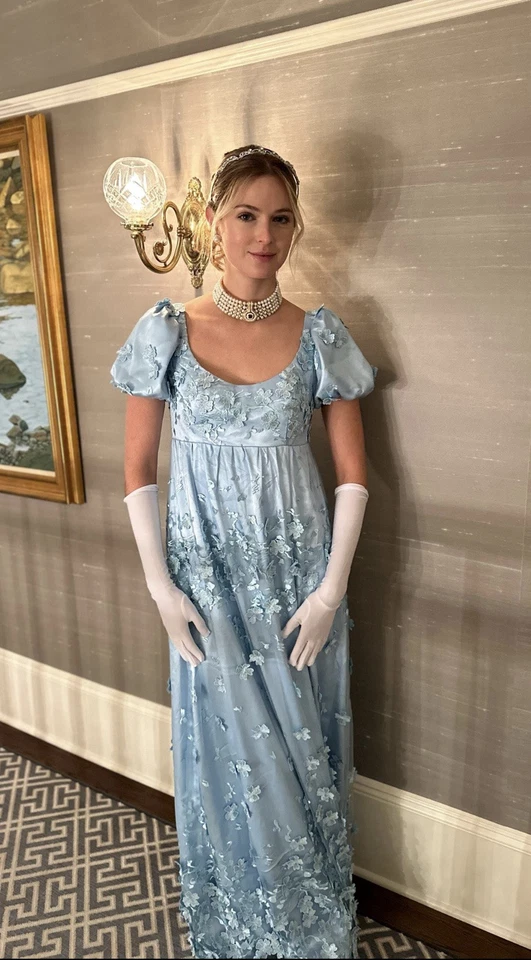 Bridgerton ball gown Daphne Dress - Image 3 of 3