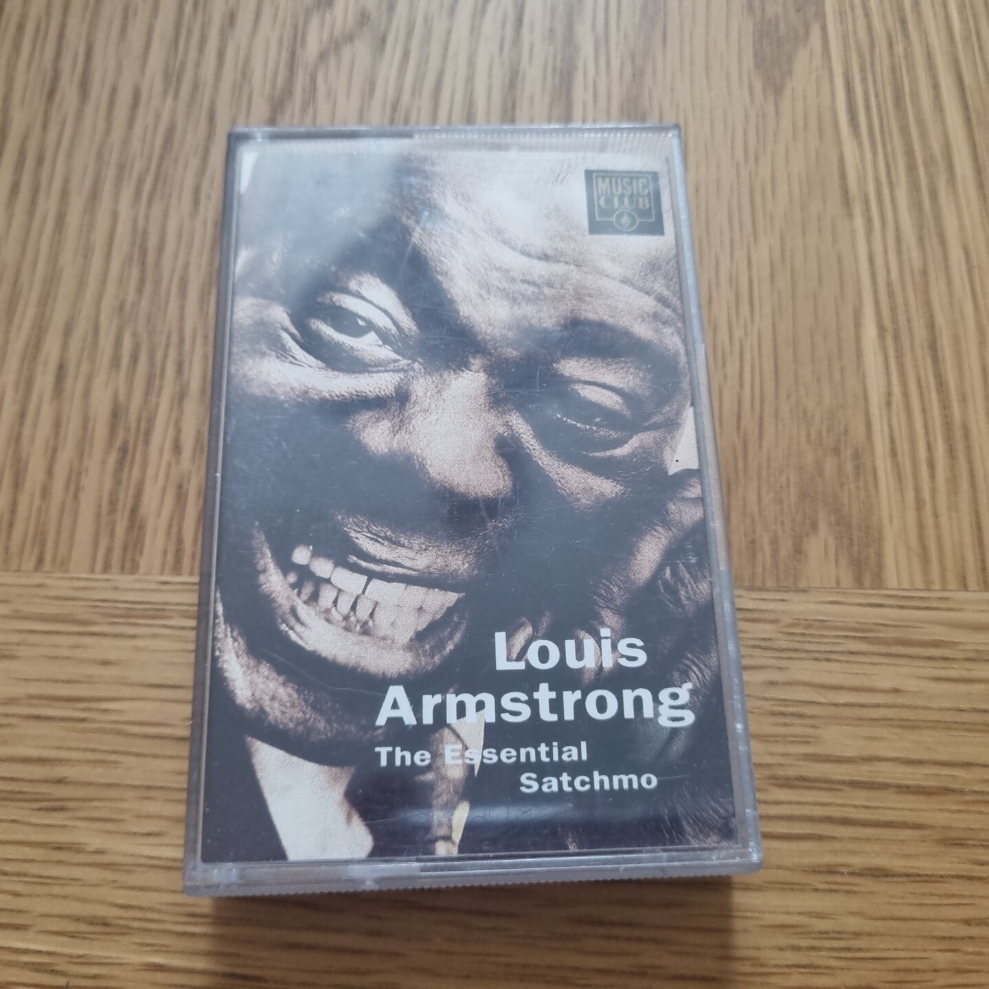 louis-armstrong-the-essential-satchmo-cassette-tape-mctc088-ebay