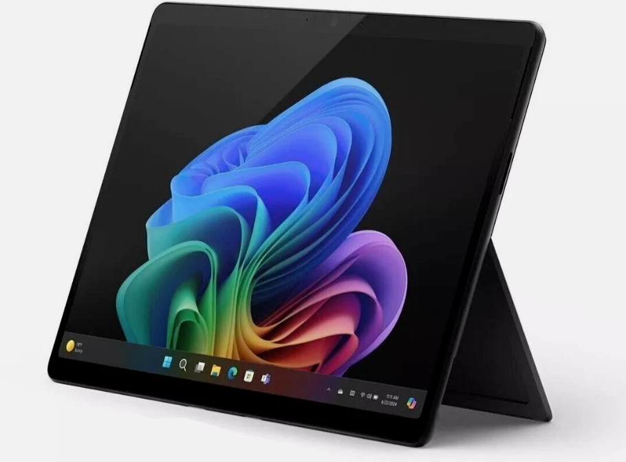 Microsoft Surface Pro 11 - 13” OLED Touchscreen 16GB RAM 256GB SSD NEU & OVP