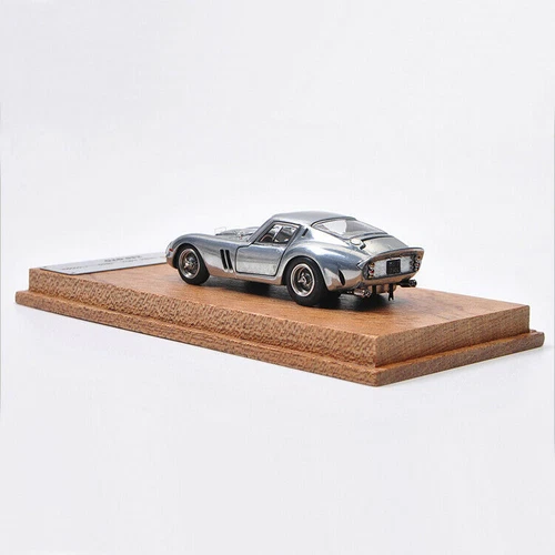 PGM 1:64 Ferrari 250GTO Silver Plating Limited Diecast Car Model Regular Version - Picture 7 of 7