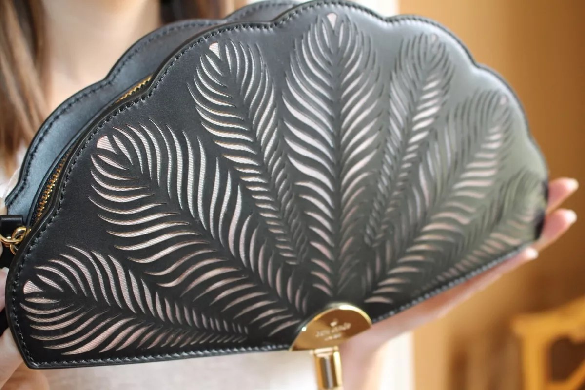 Kate spade hotsell clutch purse