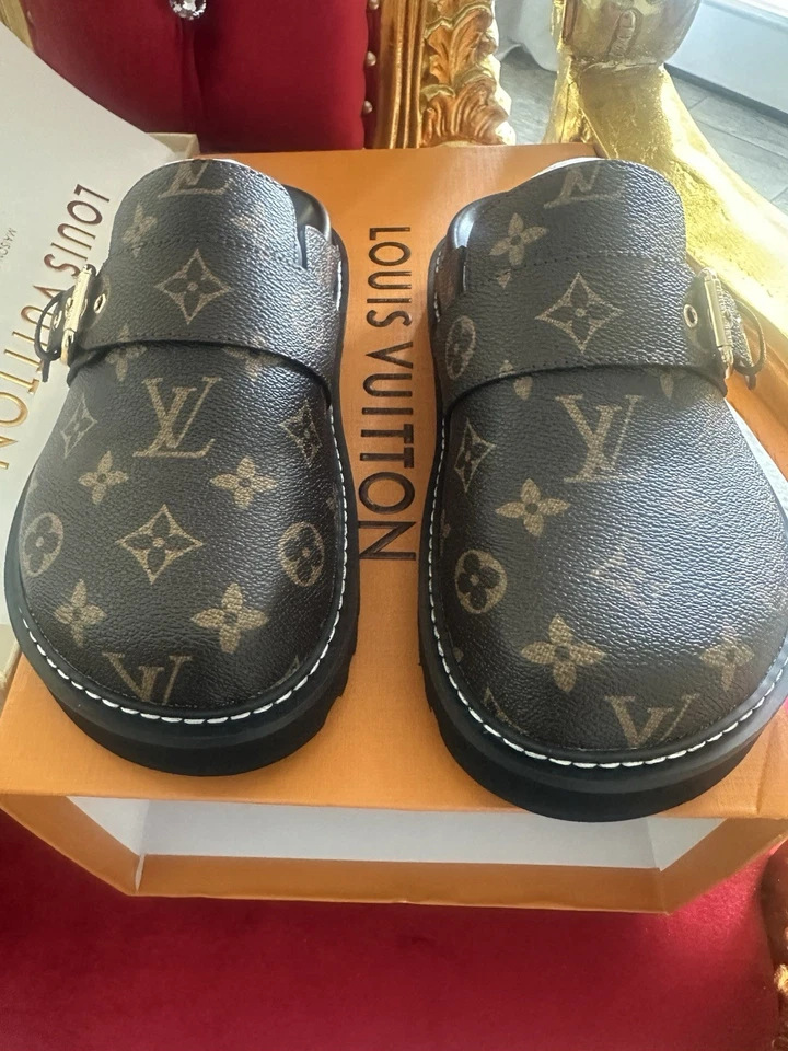 Louis Vuitton уютный плоский сабо мулы монограмма холст и кожа - Изображение 2 из 4