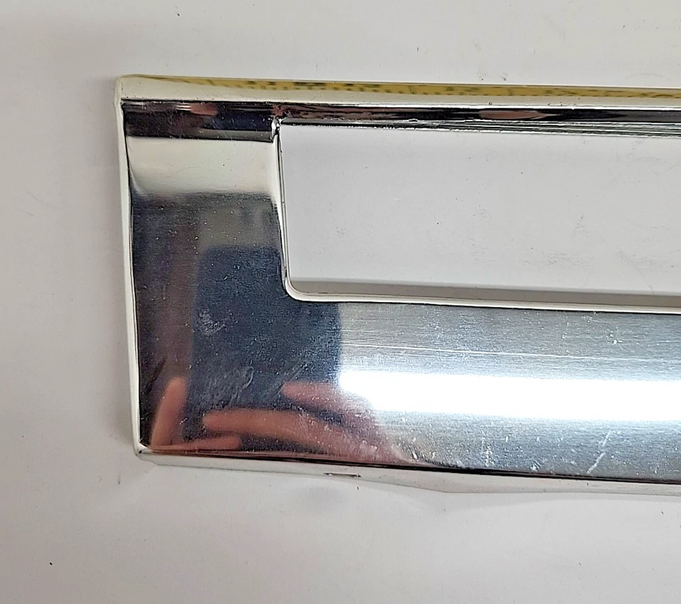 Nuevo de Lote Antiguo Guardabarros Delantero Marcador Inferior Borde 14021469 1982-88 Chevy Monte Carlo (885) Foto 4 de 4