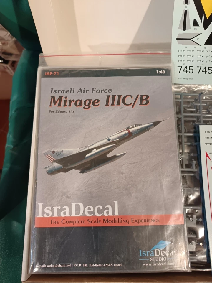 Mirage IIICJ + Fotoincisioni + Extradecal - Eduard 1/48 - Immagine 3 di 4