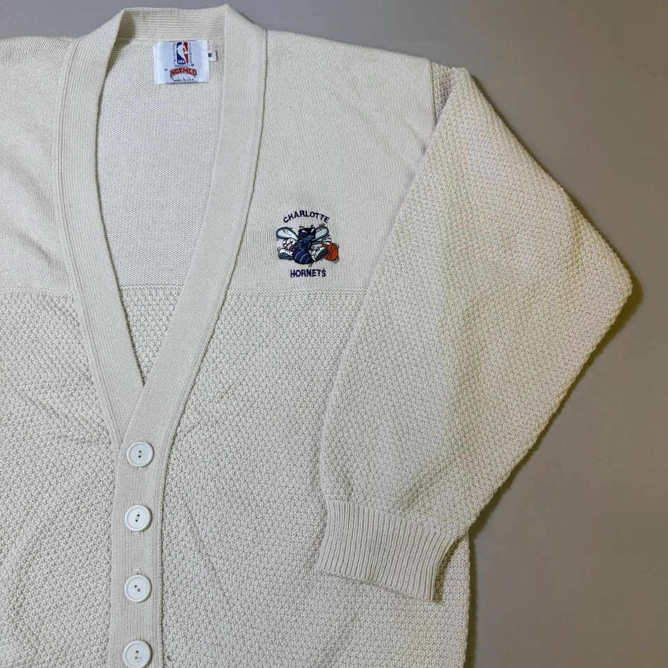 Cárdigan de Colección Años 80 Nutmeg Mills Charlotte Hornets Para Hombre Talla M Suéter Hecho en EE. UU. Foto 3 de 4