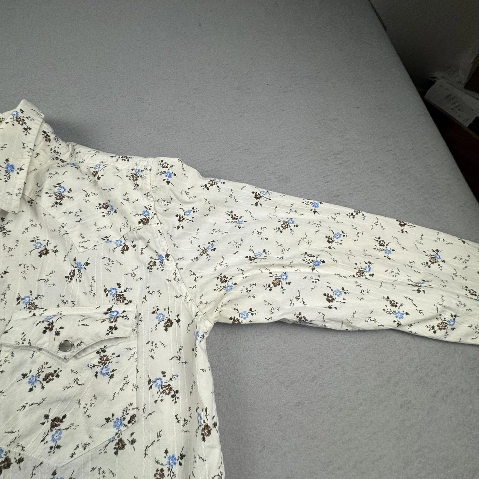 Camisa Southern Thread Para Hombre Mediana Marfil Floral Perla Occidental A Presión Manga Larga Foto 3 de 4