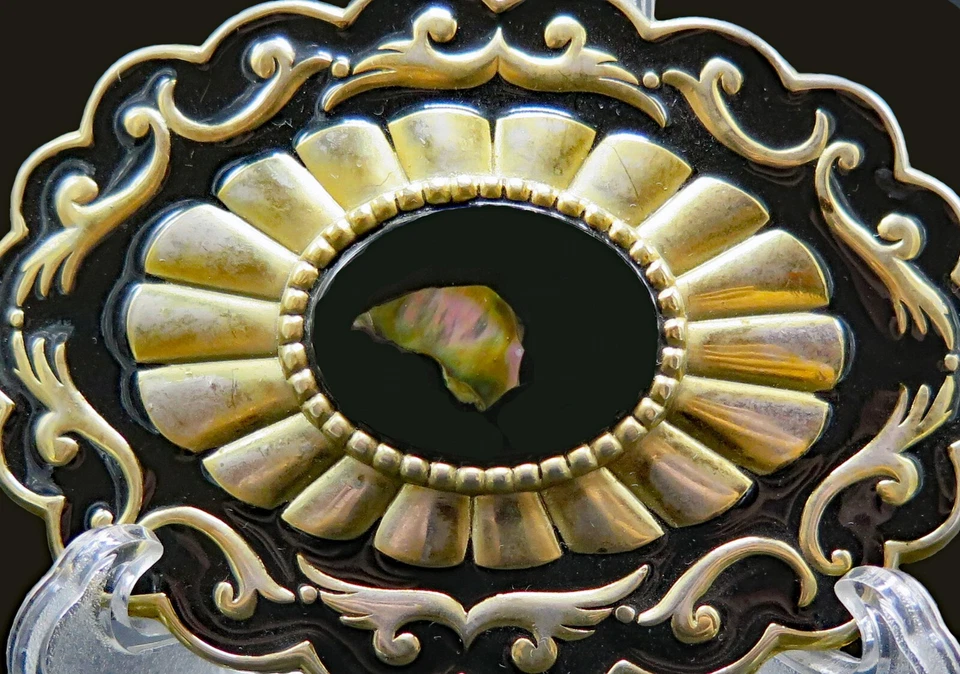 Scallop Abalone Shell Hippy Style Vintage Belt Buckle - Image 2 of 3