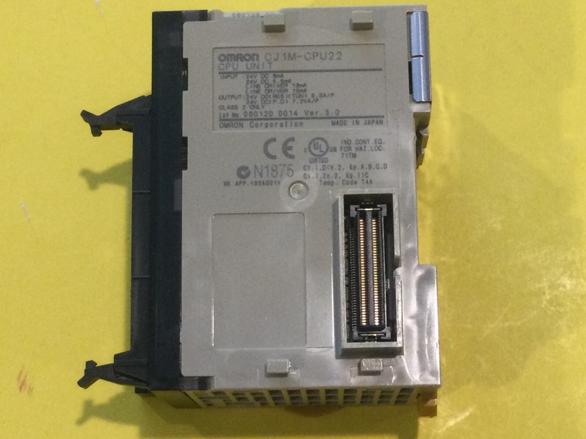 OMRON SYSMAC CJ1M CPU22 Programmable Controller with PLC Cable 