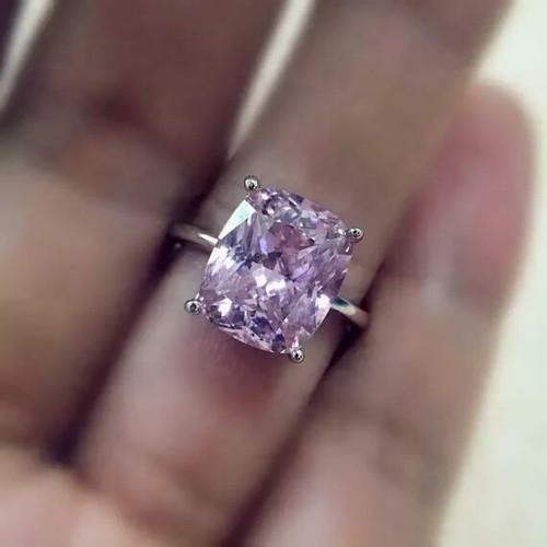 Impresionante anillo de compromiso de diamantes creado en laboratorio con corte cojín rosa de 3,75 quilates en 925 Si - Imagen 1 de 5